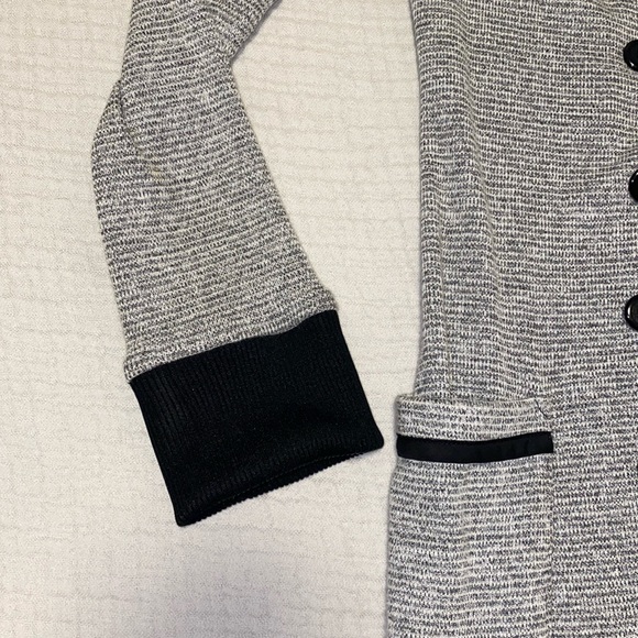 Rebecca King | XS black and white cardigan - Picture 2 of 8